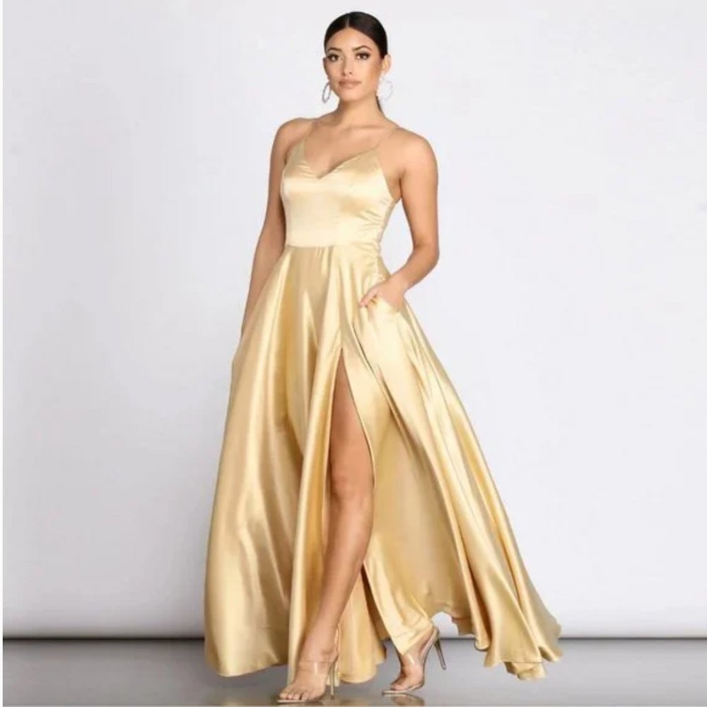Windsor dress size 3-4, satin gold champagne formal, prom, belle, v neck, slit